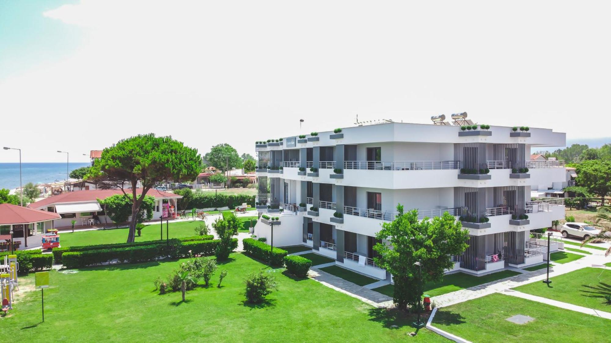 Hotel Golden Sun Néa Meságkala Extérieur photo